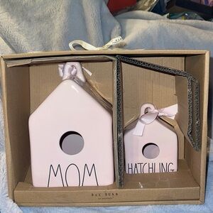 Rae Dunn Ceramic “Mom/Hatchling” Birdhouse Set